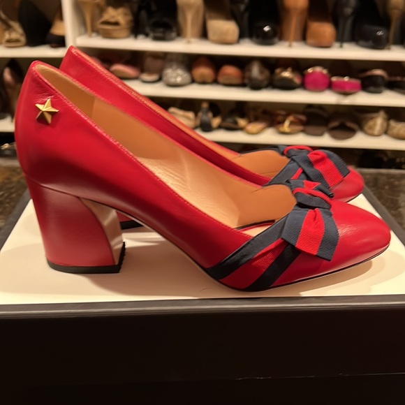 BRAND NEW GUCCI Sylvie Web Accent Leather Pumps size 39 - Picture 4 of 10